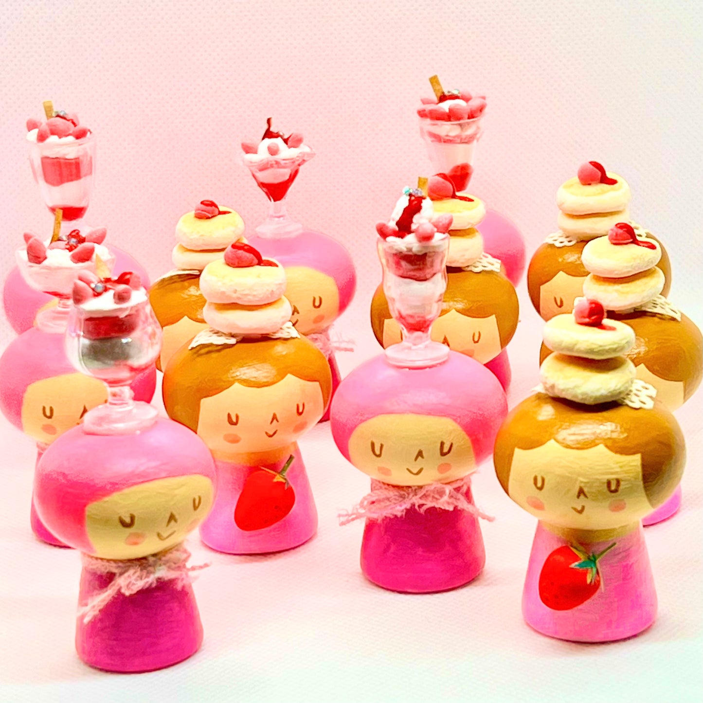 創作ミニこけし  仙台いちごパンケーキちゃん